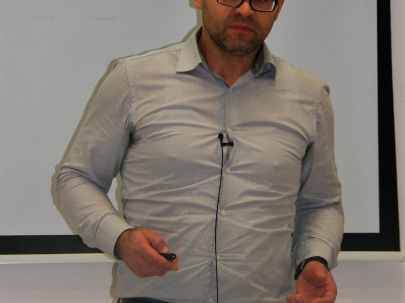 9 dr. Mitja Veber