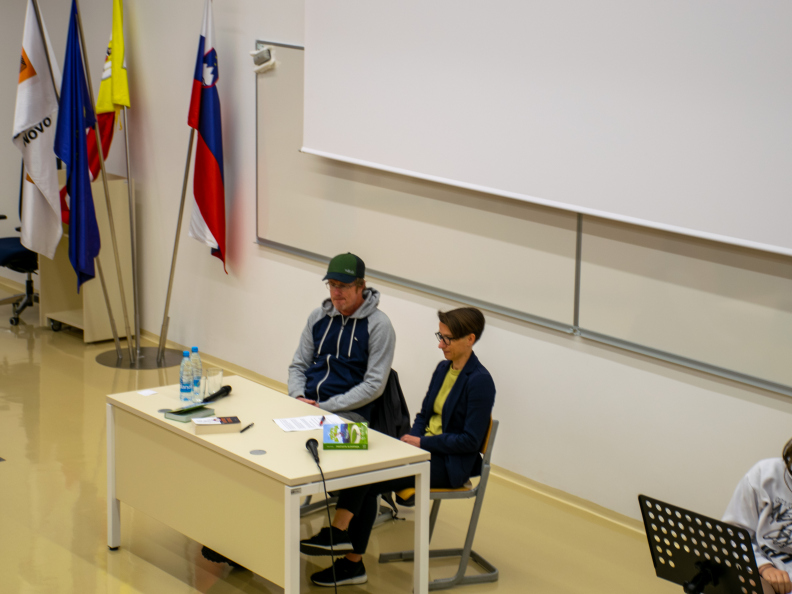 Zaključek bralne značke 23:24 in pogovor s Tadejem Golobom 1
