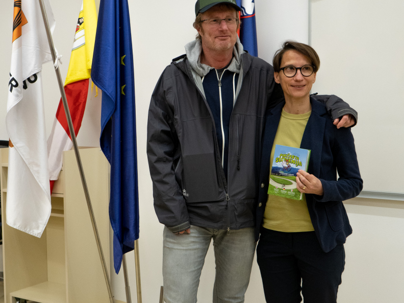 Zaključek bralne značke 23:24 in pogovor s Tadejem Golobom 17